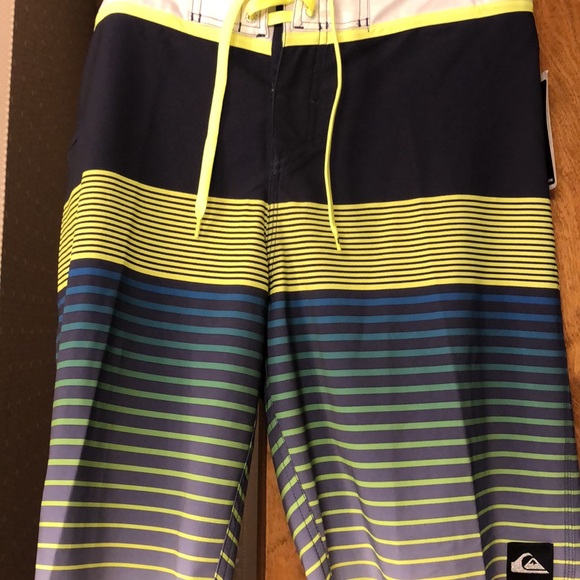 Quiksilver Other - Quicksilver boardshorts 34x21 gray navy yellow NWT